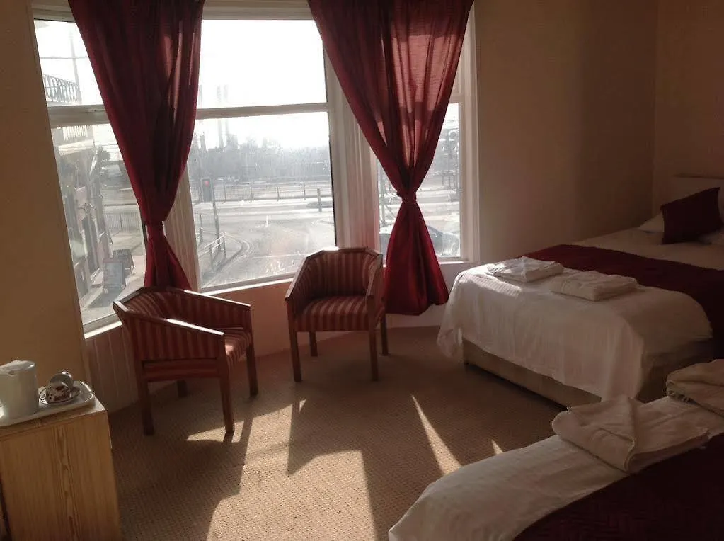 Chilton Hotel Blackpool 2*,