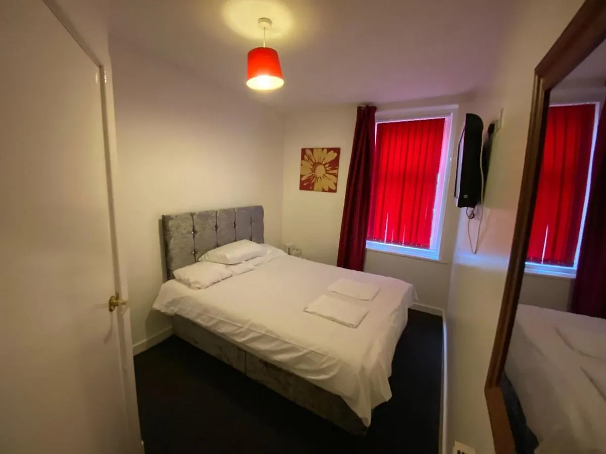 Chilton Hotel Blackpool 2*,
